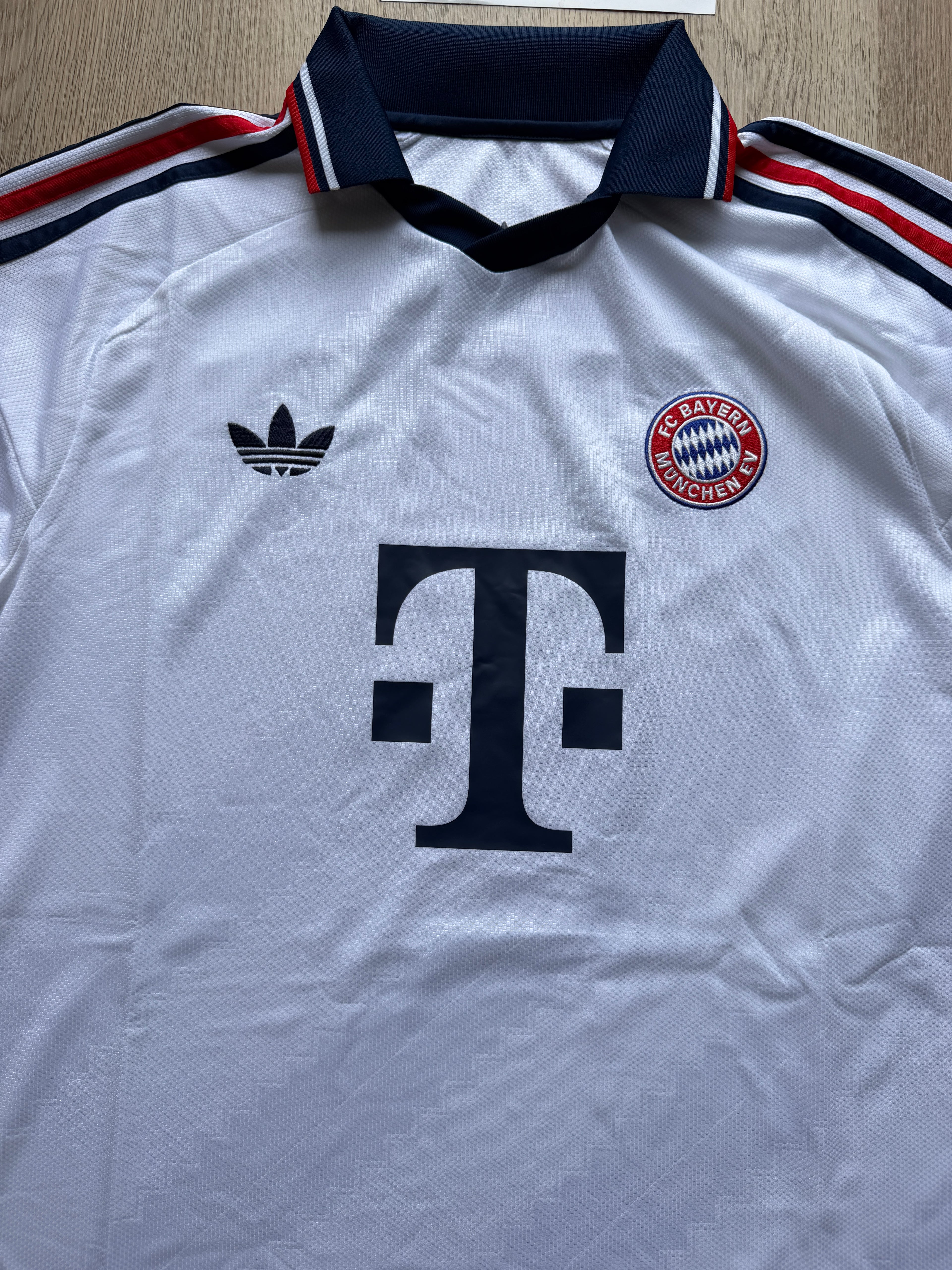 Adidas FC Bayern München 26/27 Auswärtstrikot – Weiß