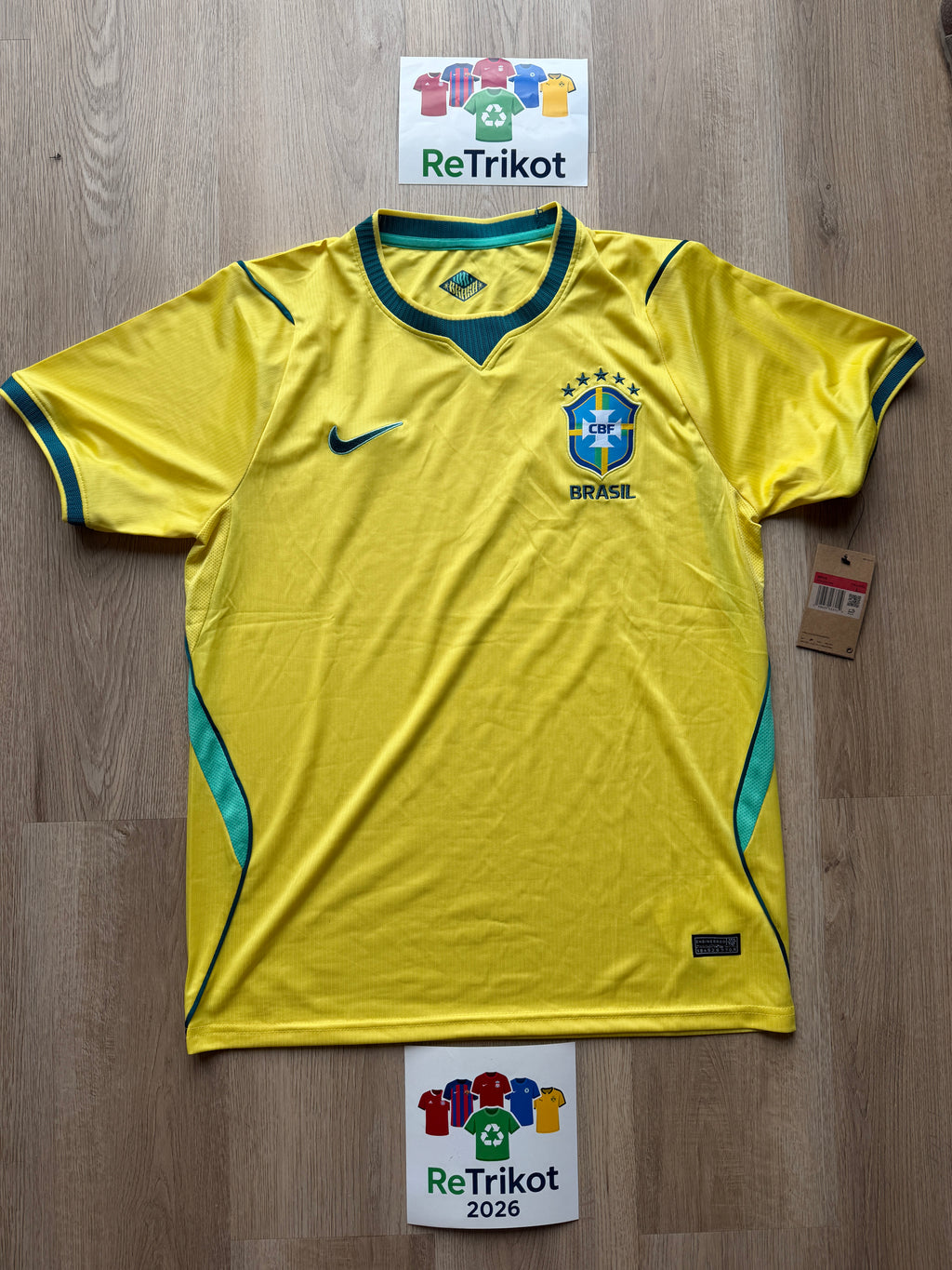 Nike Brasilien Heimtrikot WM26 NEU Size L