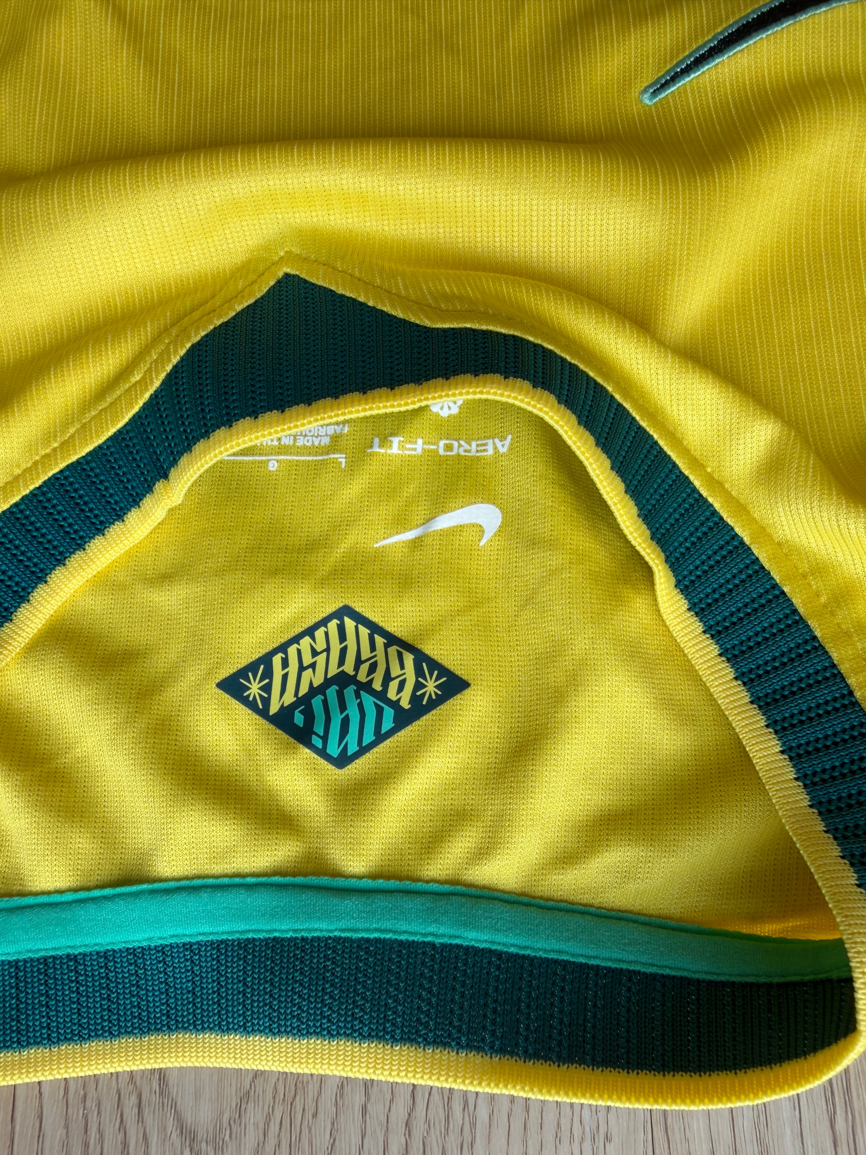 Nike Brasilien Heimtrikot WM26 NEU Size L